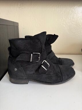 Suede Leather Buckle Ankle Boots
